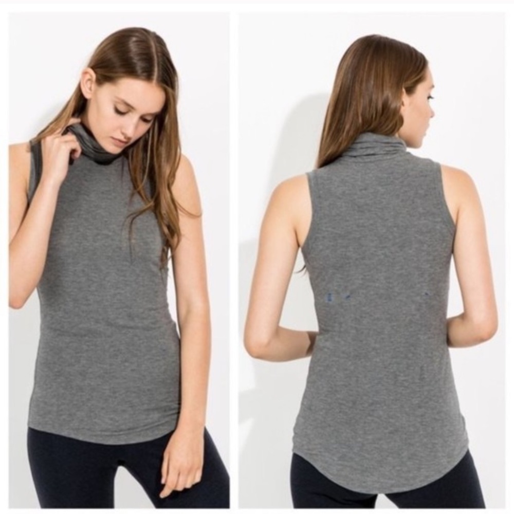 Kit & Ace Gray Sleeveless Turtleneck Top
